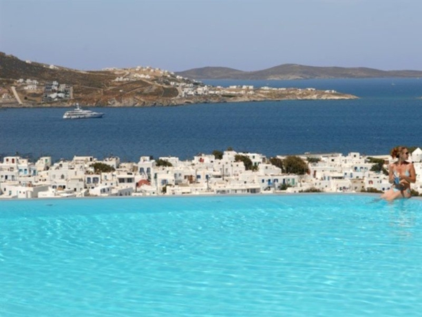 Imagen de la piscina del Hotel Vencia Boutique. Foto 11