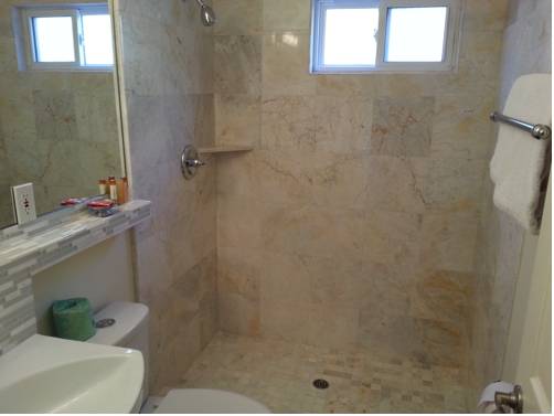 Imagen de la habitación del Hotel Vendange Carmel Inn and Suites. Foto 6