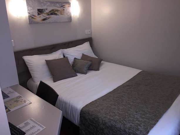 Imagen de la habitación del Hotel Vend&ocirc;me, Aix en Provence. Foto 8