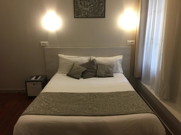 Imagen de la habitación del Hotel Vend&ocirc;me, Aix en Provence. Foto 10