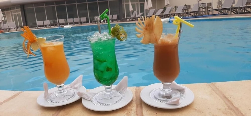 Imagen del bar/restaurante del Hotel Vendome Khaled. Foto 4