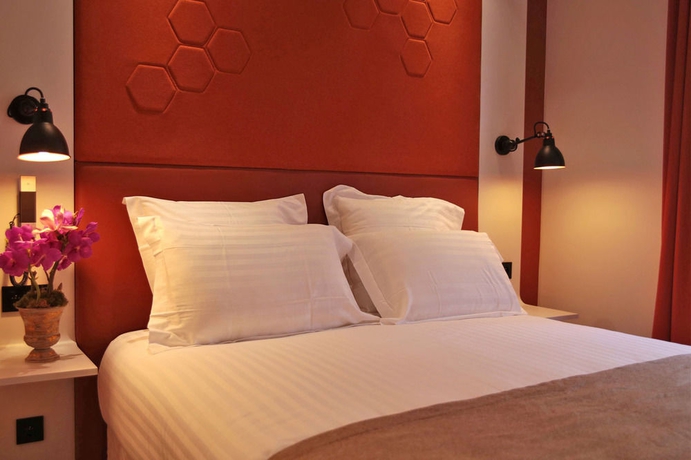 Imagen de la habitación del Hotel Vendome Saint Germain. Foto 12