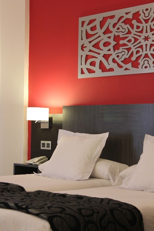 Imagen de la habitación del Hotel Venecia, Sevilla. Foto 4