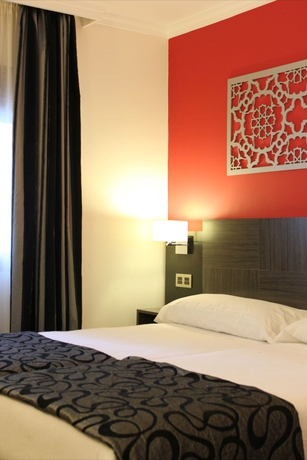 Imagen de la habitación del Hotel Venecia, Sevilla. Foto 8