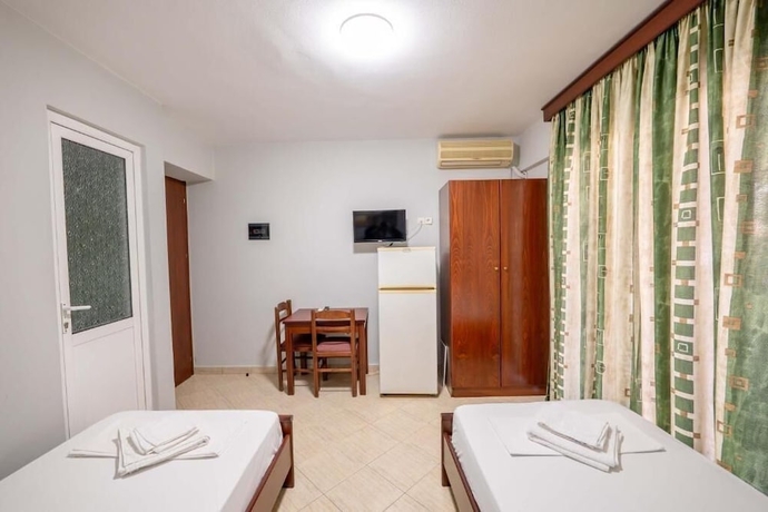 Imagen de la habitación del Hotel Venera, Sarande. Foto 11