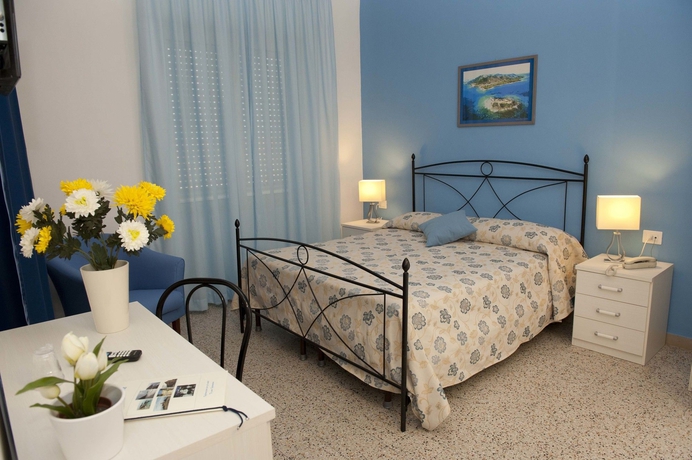 Imagen de la habitación del Hotel Venere, Ascea. Foto 4