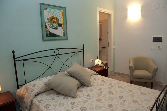 Imagen de la habitación del Hotel Venere, Ascea. Foto 5