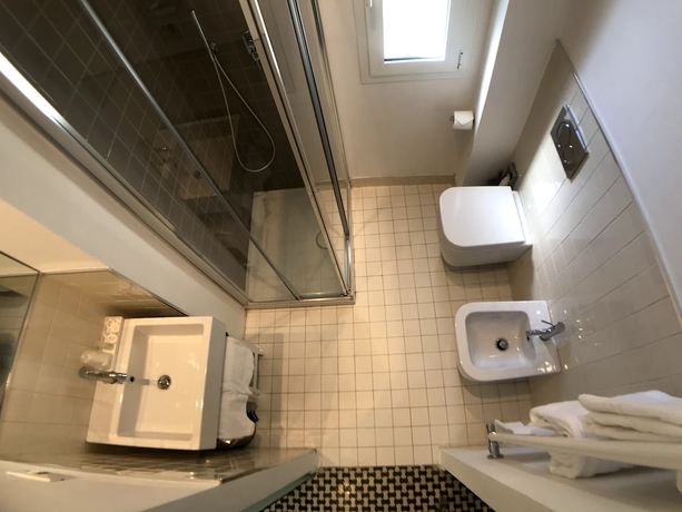 Imagen de la habitación del Hotel Venere Azzurra. Foto 19