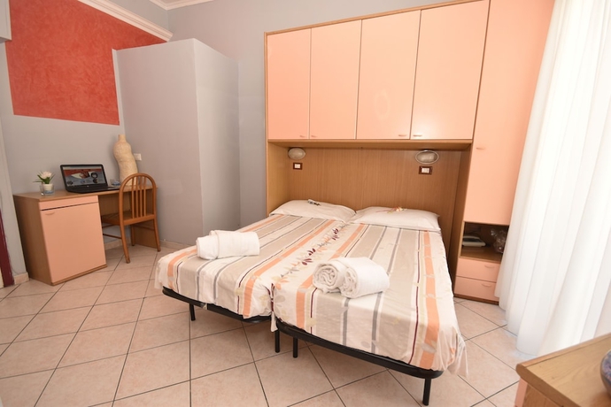 Imagen de la habitación del Hotel Venere, Rimini. Foto 12