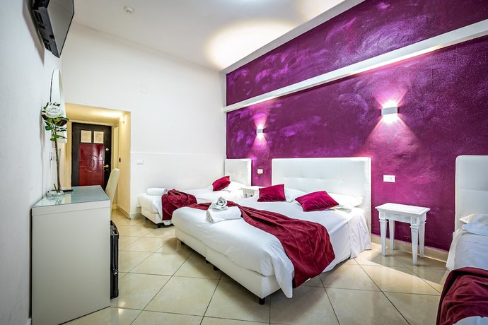 Imagen de la habitación del Hotel Veneto Firenze. Foto 6