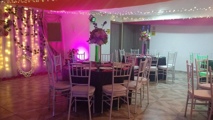 Imagen de los interiores del Hotel Veneton. Foto 15