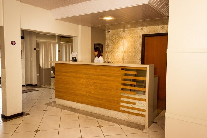 Imagen general del Hotel Veneza, Brusque. Foto 9