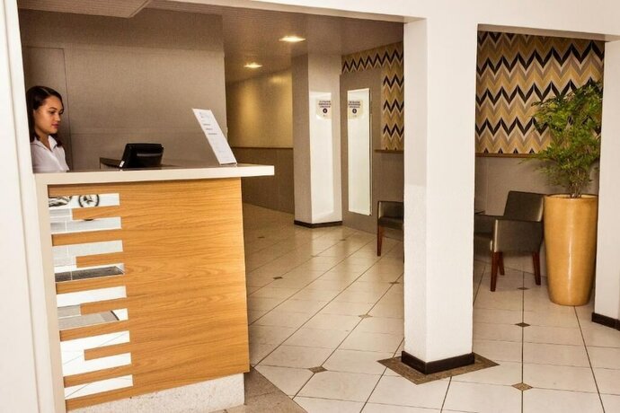 Imagen general del Hotel Veneza, Brusque. Foto 11