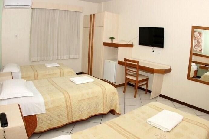 Imagen de la habitación del Hotel Veneza, Brusque. Foto 30