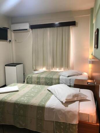 Imagen de la habitación del Hotel Veneza, Brusque. Foto 35