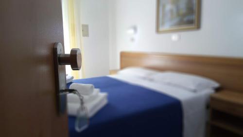 Imagen de la habitación del Hotel Venezia Beach. Foto 17