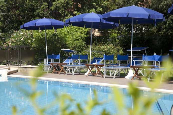 Imagen de la piscina del Hotel Venezia, Marina Di Pietrasanta. Foto 16