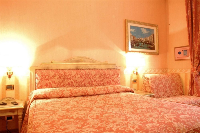 Imagen de la habitación del Hotel Venezia, Mestre. Foto 9