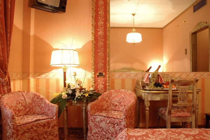 Imagen de los interiores del Hotel Venezia, Mestre. Foto 15