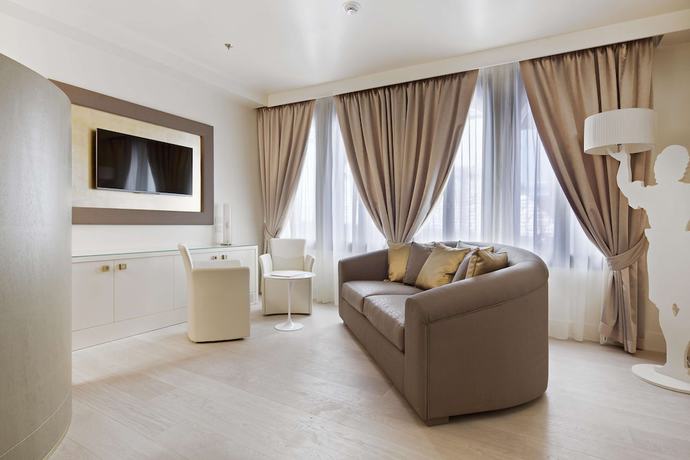 Imagen de la habitación del Hotel Venezia Palazzo Barocci. Foto 15