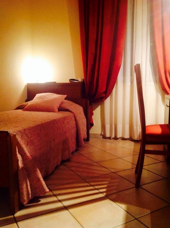 Imagen de la habitación del Hotel Venezia Park. Foto 5