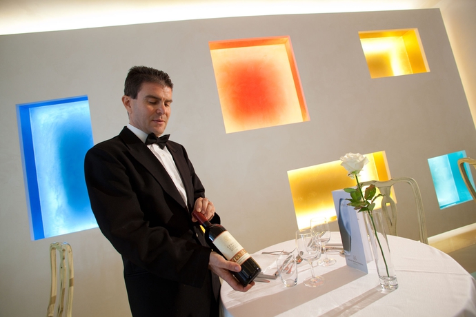 Imagen del bar/restaurante del Hotel Venezia Terme. Foto 5