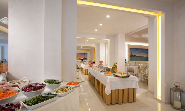 Imagen del bar/restaurante del Hotel Venezia Terme. Foto 10