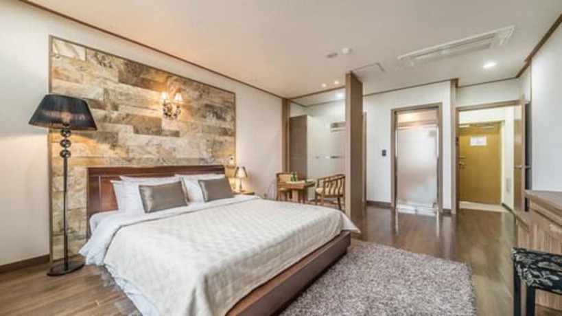 Imagen de la habitación del Hotel Venezia Tourist. Foto 17