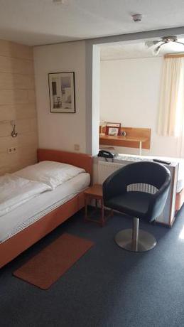 Imagen de la habitación del Hotel Venezia, Tubinga. Foto 7