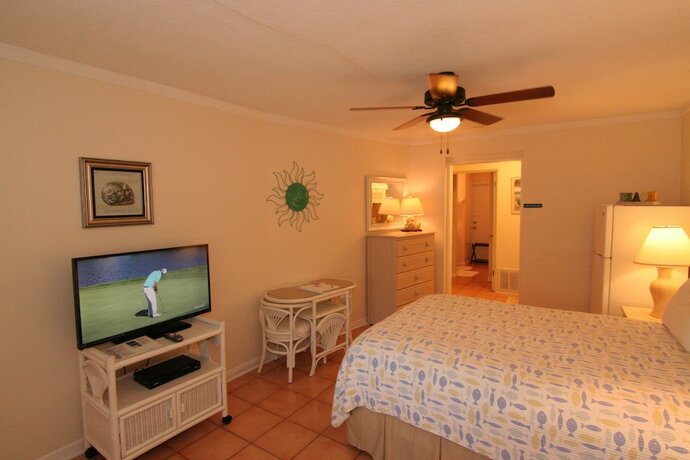 Imagen de la habitación del Hotel Venice Beach Villas. Foto 19