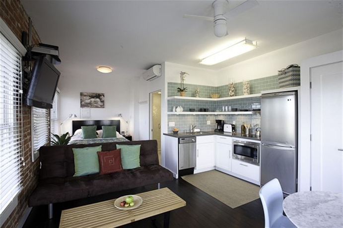 Imagen de los interiores del Hotel Venice Breeze Suites. Foto 12