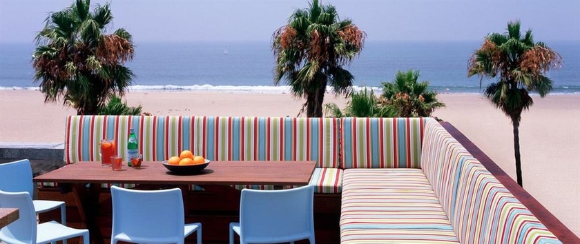 Imagen de los exteriores del Hotel Venice Breeze Suites. Foto 9