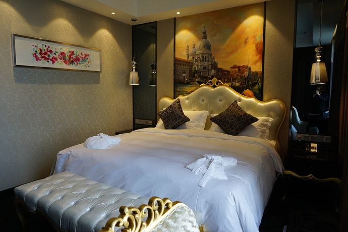 Imagen de la habitación del Hotel Venice Jianguo Dandong. Foto 16