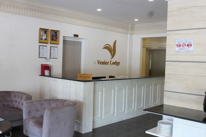 Imagen de los interiores del Hotel Venice Lodge. Foto 18