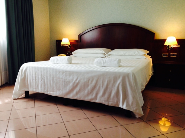 Imagen de la habitación del Hotel Venice Palace. Foto 9