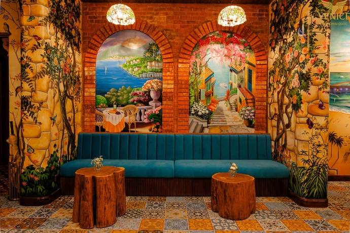 Imagen de los interiores del Hotel Venice Phu Quoc. Foto 17