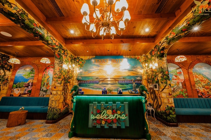 Imagen de los interiores del Hotel Venice Phu Quoc. Foto 18