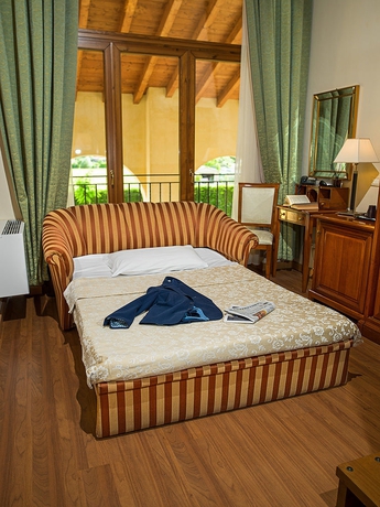 Imagen de la habitación del Hotel Venice Resort Airport. Foto 4