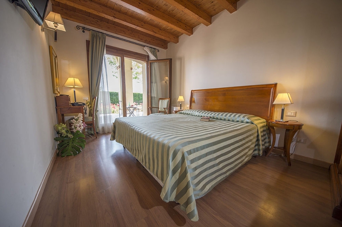 Imagen de la habitación del Hotel Venice Resort Airport. Foto 6