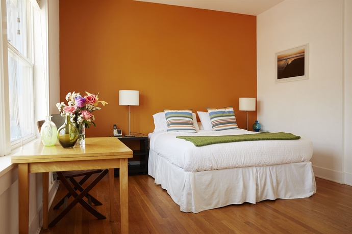 Imagen de la habitación del Hotel Venice Suites. Foto 9