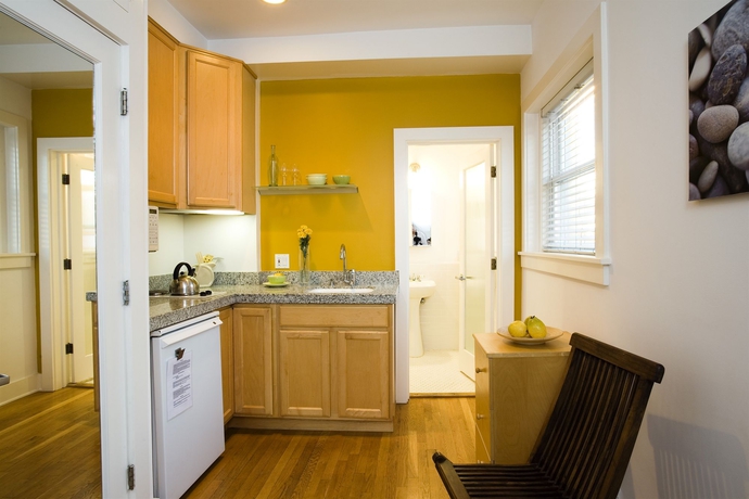 Imagen de la habitación del Hotel Venice Suites. Foto 11