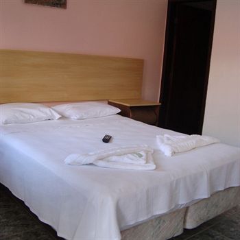 Imagen de la piscina del Hotel Venice Ubatuba. Foto 16