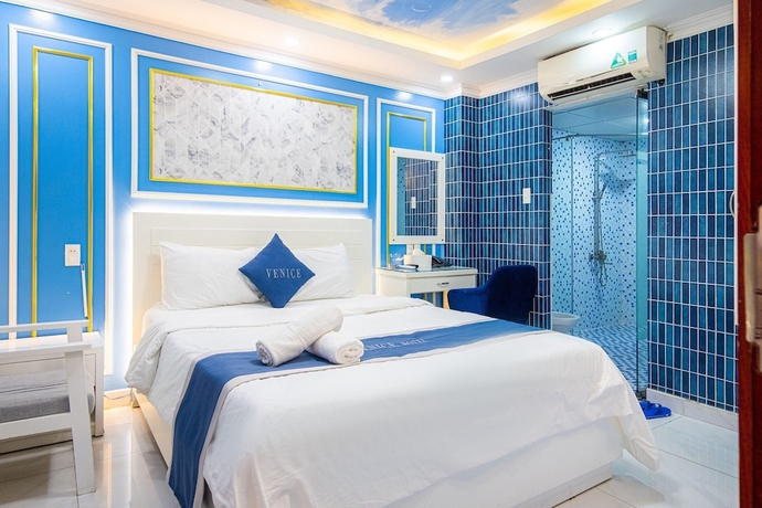 Imagen de la habitación del Hotel Venice, X&atilde; B&igrave;nh Hưng. Foto 2