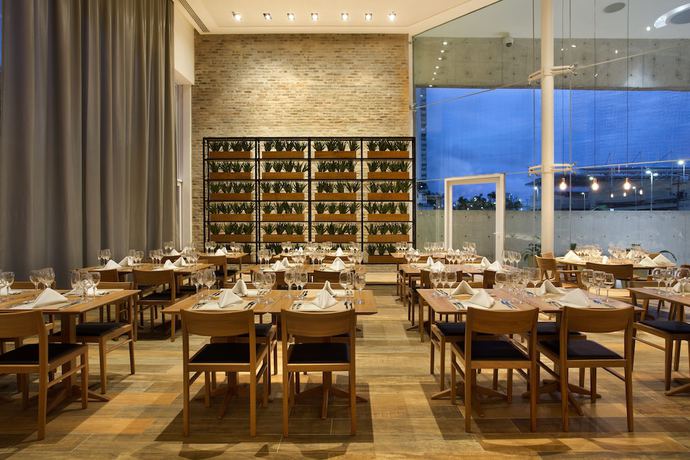 Imagen del bar/restaurante del Hotel Venit Barra. Foto 5