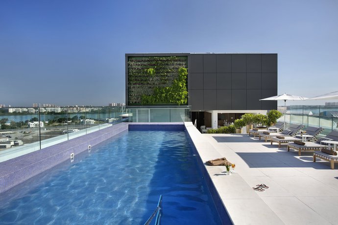 Imagen de la piscina del Hotel Venit Mio. Foto 14