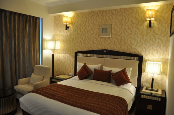 Imagen de los interiores del Hotel Venizia Sarovar Portico. Foto 12
