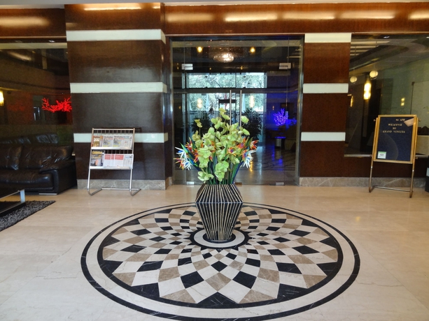 Imagen de los interiores del Hotel Venizia Sarovar Portico. Foto 16