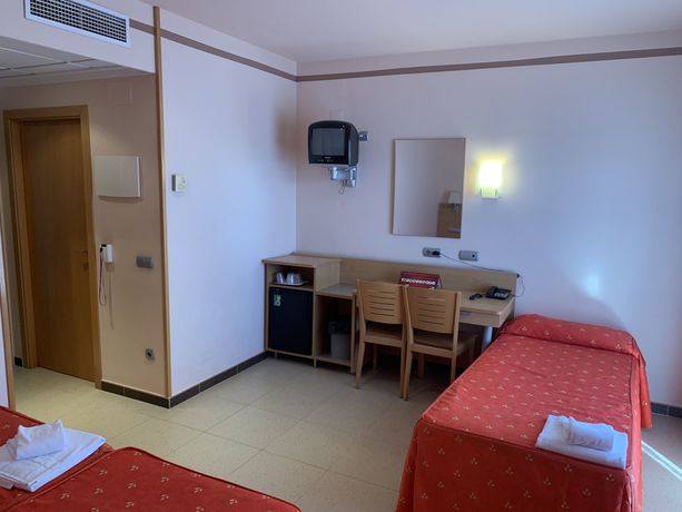 Imagen de la habitación del Hotel Vent De Mar. Foto 8