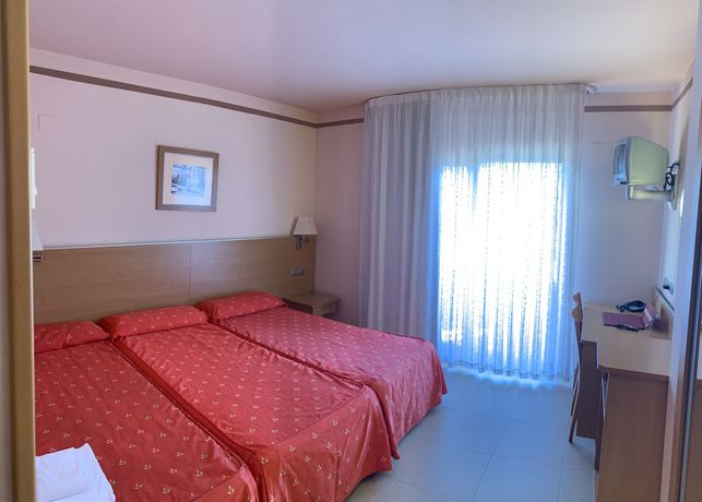 Imagen de la habitación del Hotel Vent De Mar. Foto 11