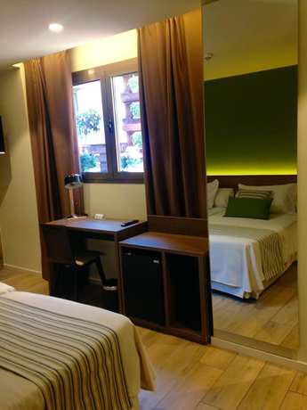 Imagen de la habitación del Hotel Venta Baños. Foto 12